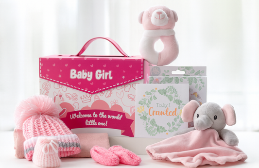Why Baby Gift Hampers Are Better Than Flowers For New Parents