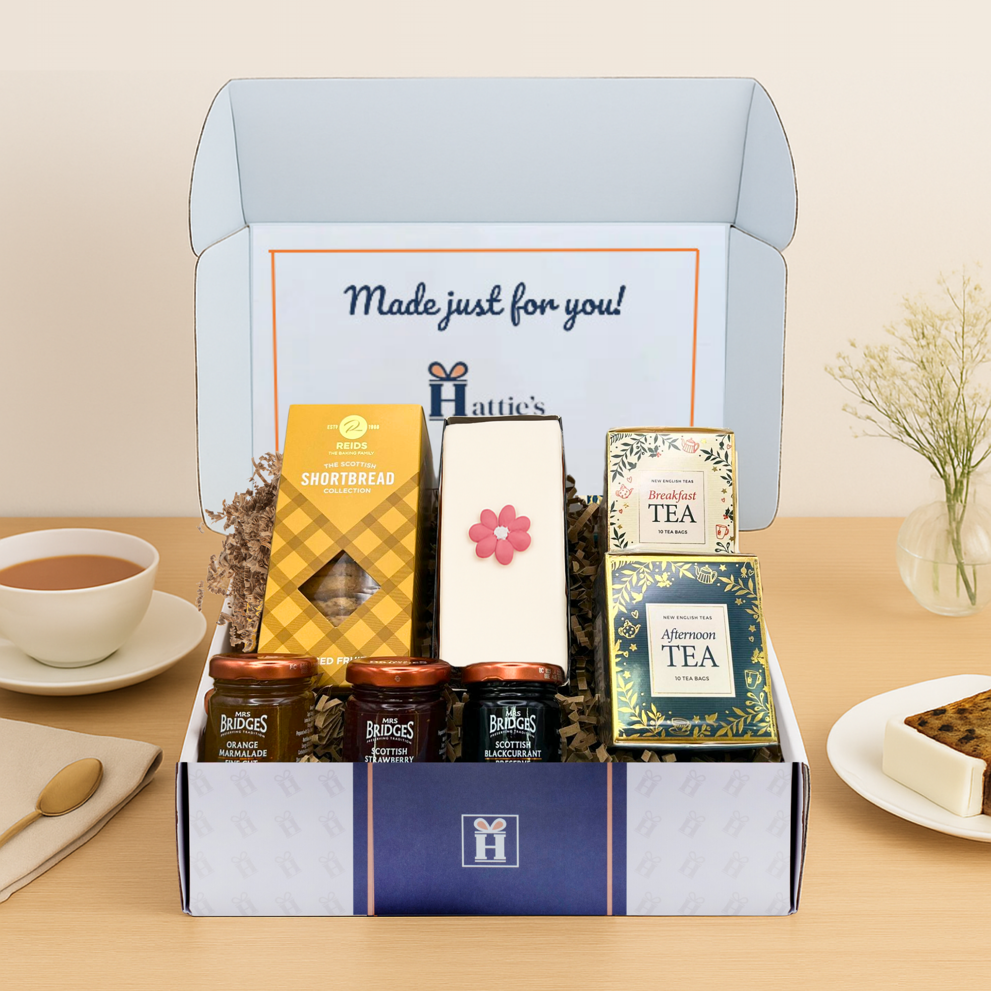 Ultimate Tea & Cake Hamper Iced Fruit Cake